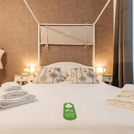 Popolo Rooms&suites Casa de hóspedes