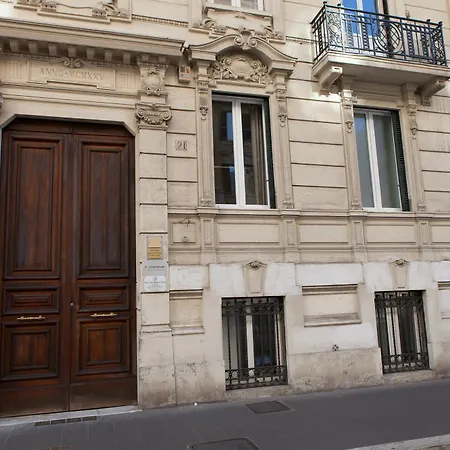 Guest house Popolo & Flaminio Rooms 3*