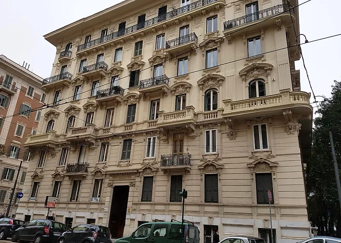 Popolo Rooms&suites Πανσιόν 4*