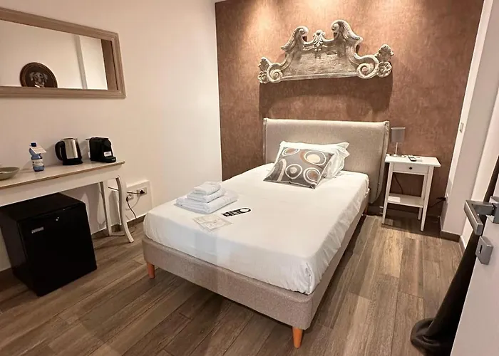 Popolo Rooms&suites Πανσιόν